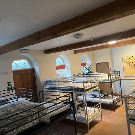 Auberge de jeunesse Llanfyllin Workhouse - Y Dolydd Extérieur photo